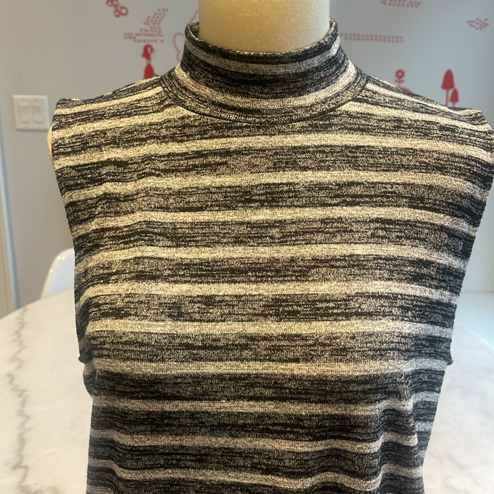 NWOT RAG & BONE GRAY STRIPE MOCK NECK SLEEVELESS TOP. M - Picture 3 of 9